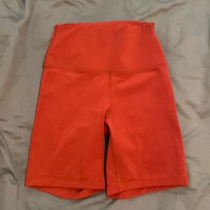 90 Degree by Reflex Red Women’s Biker Shorts Size Small